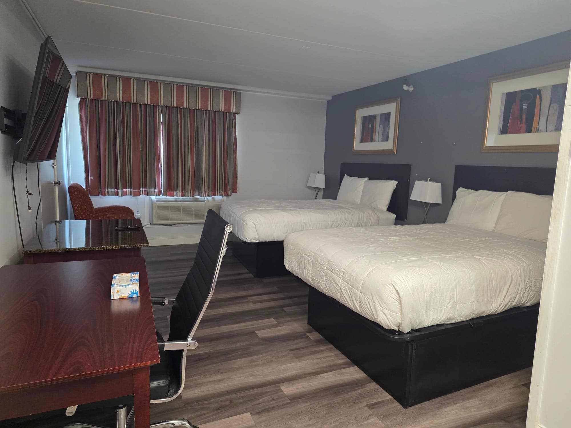 Two Double (Ground Floor) at Saffron Inn — interior preview